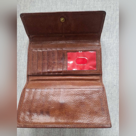 Dooney Bourke leather wallet - Picture 4 of 4